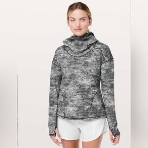 Lululemon Forever Endeavour Long Sleeve Rush Jacquard Black White